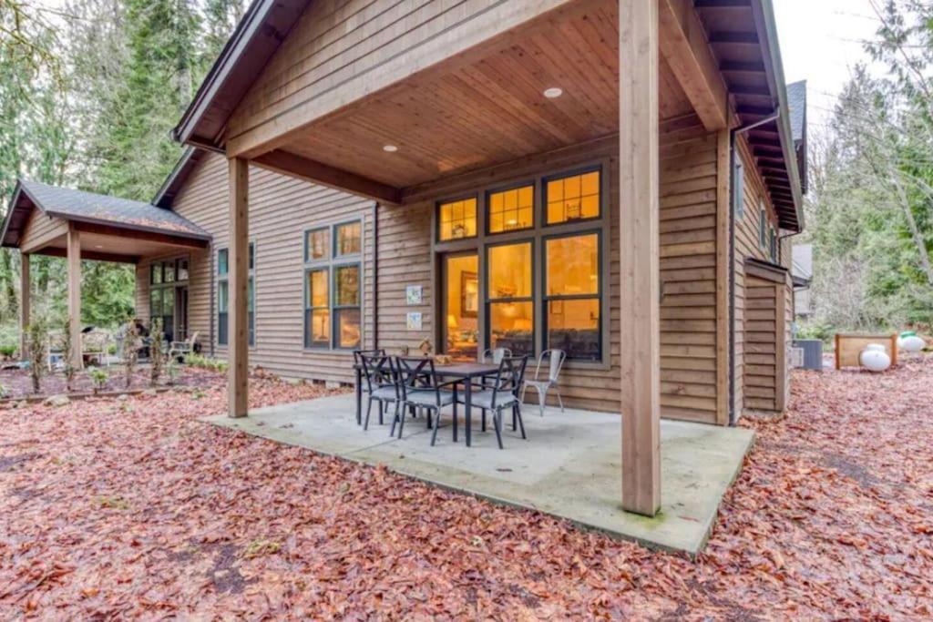 Modern Retreat In Mt Hood Oregon Resort Welches Exteriör bild